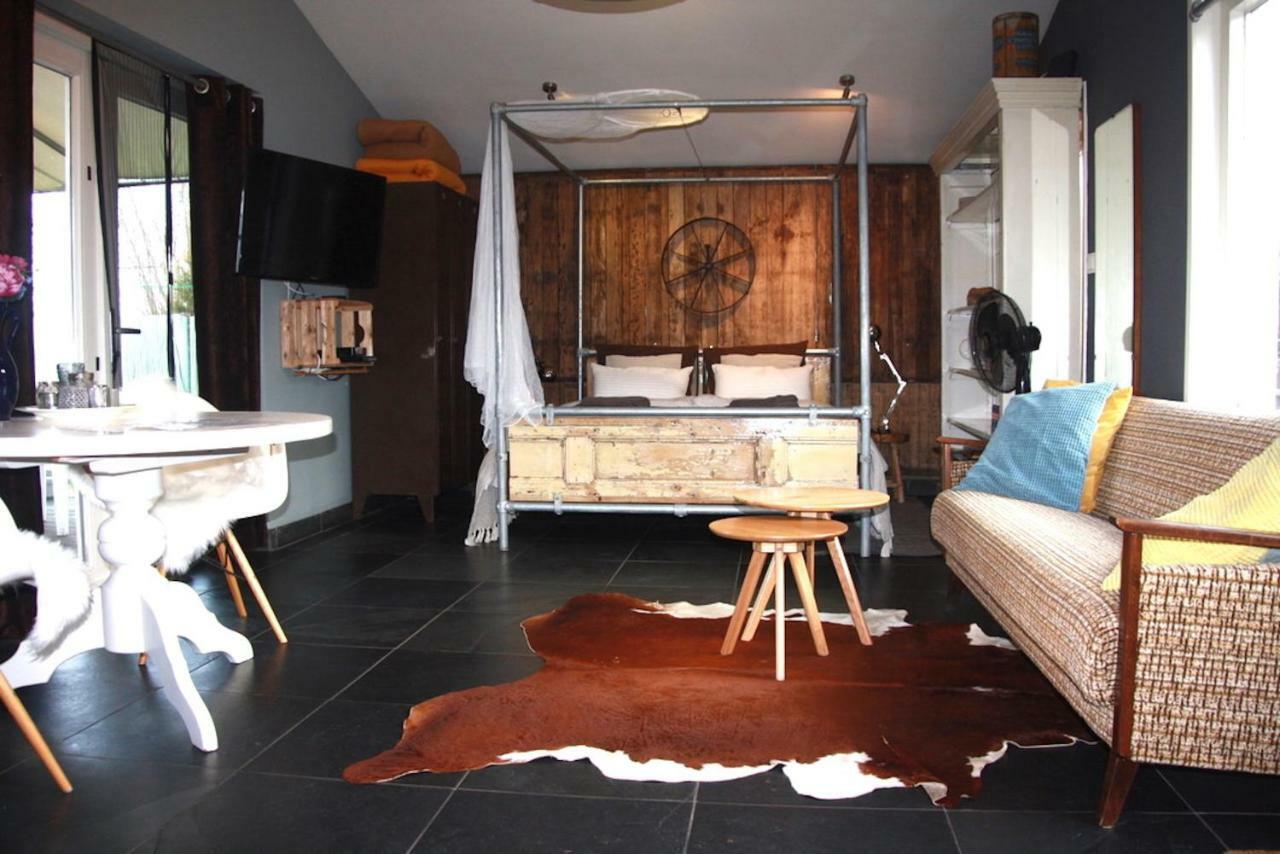 Garden House, Private Studio Apartment With Wifi And Free Parking For 1 Car فيسْبْ المظهر الخارجي الصورة