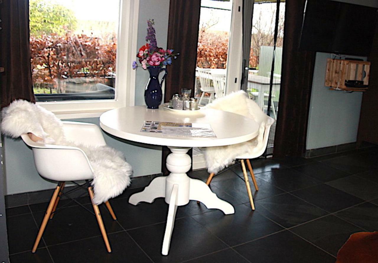 Garden House, Private Studio Apartment With Wifi And Free Parking For 1 Car فيسْبْ المظهر الخارجي الصورة